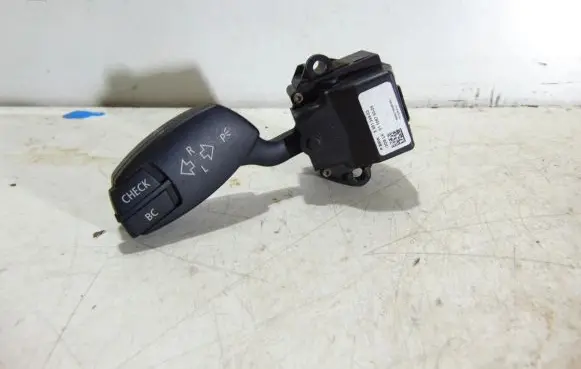 BMW 5 E60 E61 Indicator stalk 6951349