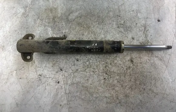 Mercedes-Benz E W124 Front shock absorber/damper 1243203030