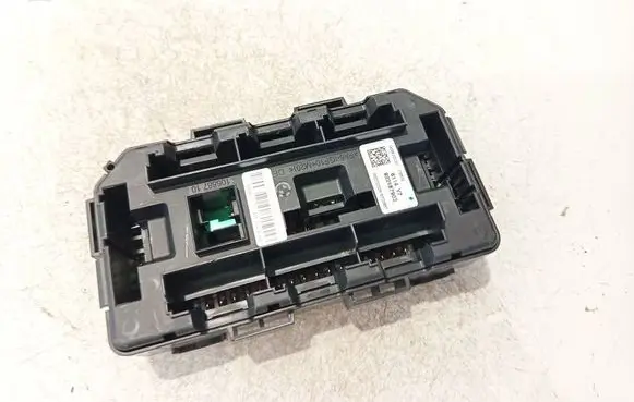 BMW 1 F20 F21 Fuse box set 922487903