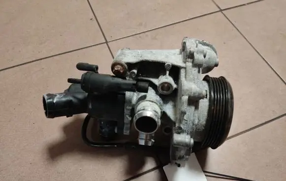 Mercedes-Benz CLA C117 X117 W117 Water pump A6512000715 A6512000501