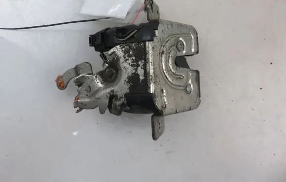 Mitsubishi Colt Tailgate/trunk/boot lock/catch/latch MR959188