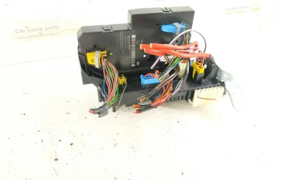 Mercedes-Benz C W204 Fuse box set 2049005003 2049065602