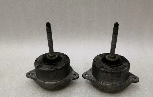 Porsche 911 997 Engine mount bracket 99737504908