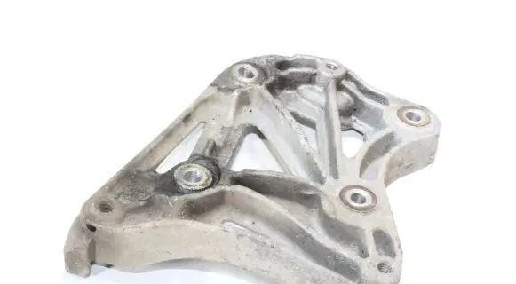 Opel Antara A/C compressor mount bracket 96868422