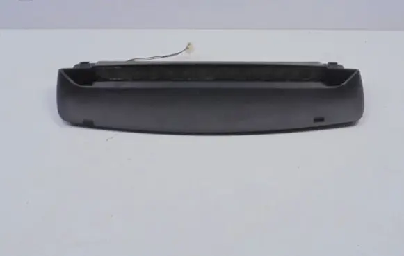 Nissan Primera Third/center stoplight 270282