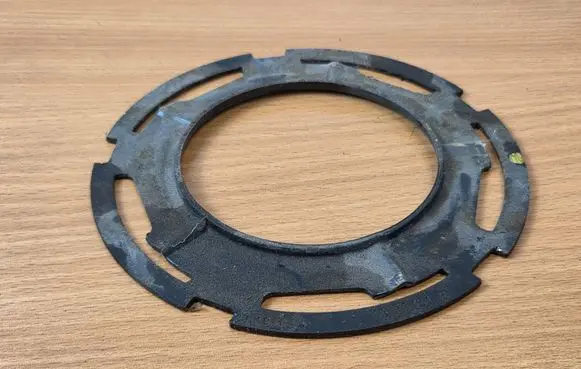 Opel Antara In tank fuel pump screw locking ring/nut 15776431