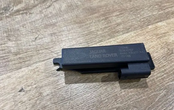 Jaguar F-Pace Keyless system antenna AH4215K603AA 5E08X0107