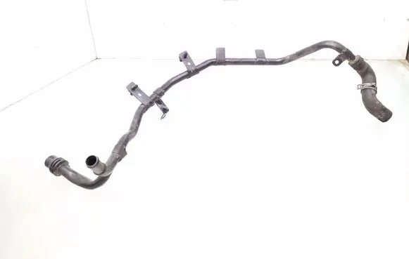 Audi A6 S6 C7 4G Engine coolant pipe/hose 04L122157BA