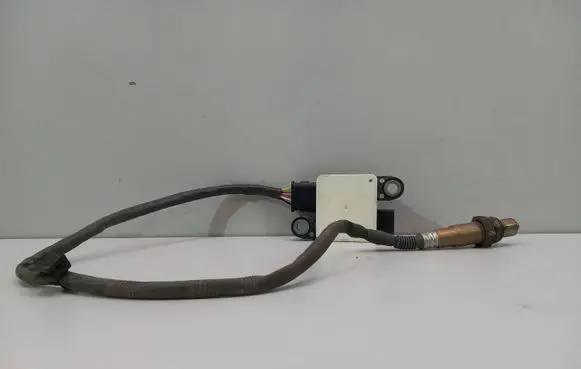 Volvo XC90 Lambda probe sensor 32203033