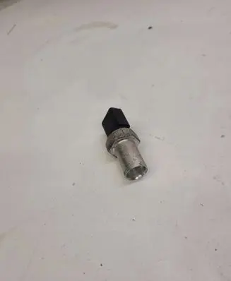 Audi A4 S4 B6 8E 8H Air conditioning (A/C) pressure sensor 