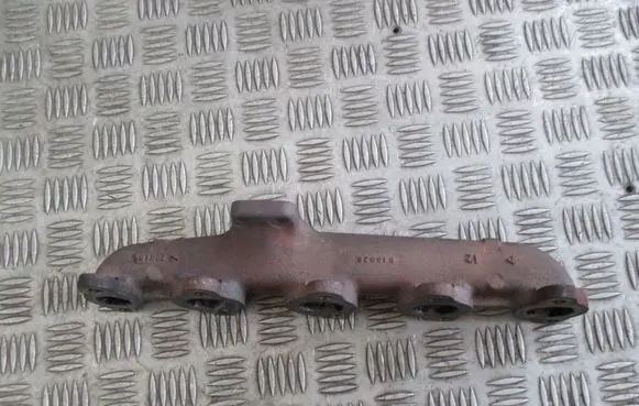 Peugeot 307 Exhaust manifold