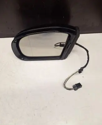Mercedes-Benz C W203 Front door electric wing mirror 413133417