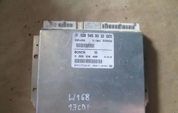 Mercedes-Benz A W168 Engine control unit/module 0295458332 DKDS17012630 0265109496