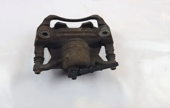 Volkswagen Golf VII Front brake caliper NRA