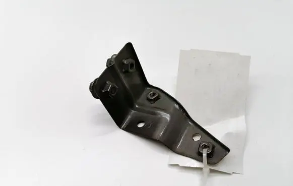 Hyundai ix35 Fender mounting bracket