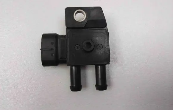 Hyundai i30 Exhaust gas pressure sensor 392102A800