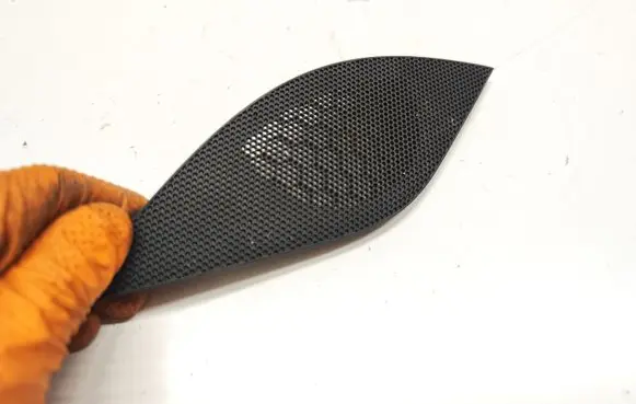 Side speaker trim/cover