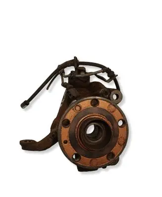 Volkswagen Golf VII Front wheel hub 