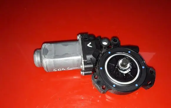 Hyundai Santa Fe Front door window regulator motor 400906 0906