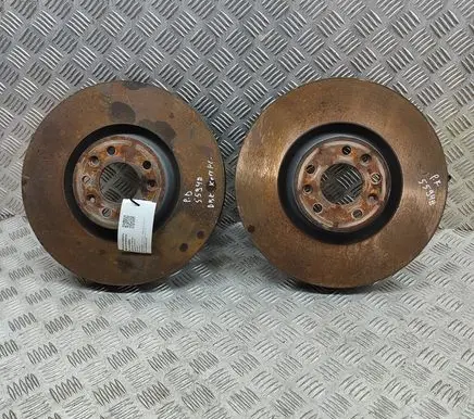 Peugeot 3008 III Front brake disc 9837672580