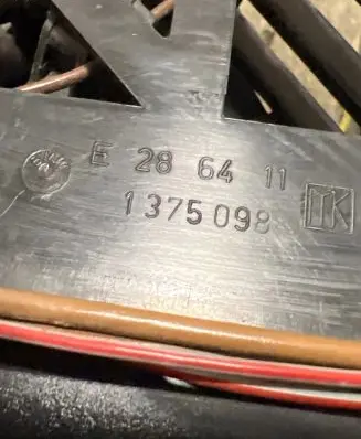 BMW 5 E28 Climate control unit 1372271 1375098