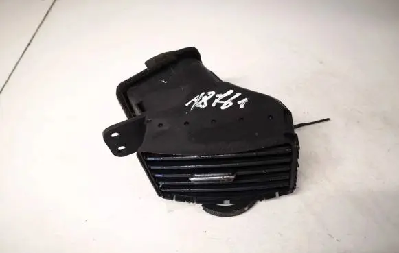 Toyota Corolla Verso AR10 Dash center air vent grill 5565064010 55650-64010