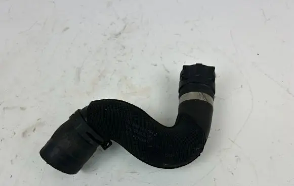 Audi Q5 SQ5 Engine coolant pipe/hose 8R0121101J