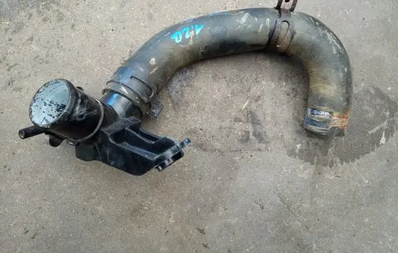 Hyundai i20 (PB PBT) Engine coolant pipe/hose