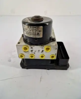 Mercedes-Benz C W203 ABS Pump A0345457032