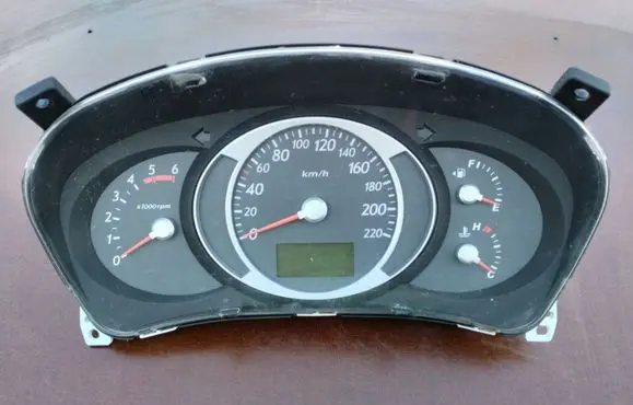 Hyundai Tucson JM Speedometer (instrument cluster) 940132E401 11000768210H