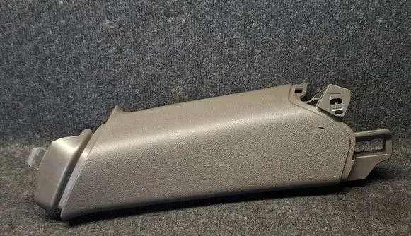 Porsche Macan (95B) (C) pillar trim 95B867288