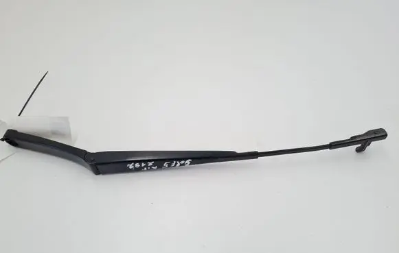 Volkswagen Golf V Front wiper blade arm 1K1955409