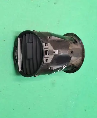 Volkswagen Caddy Dash center air vent grill 225710