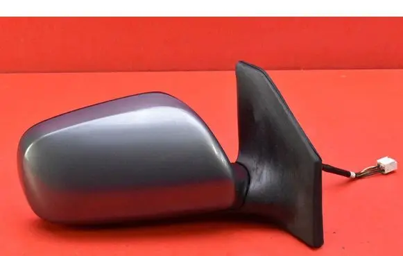 Toyota Avensis Verso Front door electric wing mirror 015829