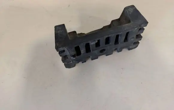 Audi Q7 4L Jacking socket point 7L8804123