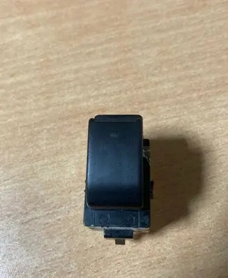 Toyota Avensis T250 Electric window control switch 8481005050 37080A116B08