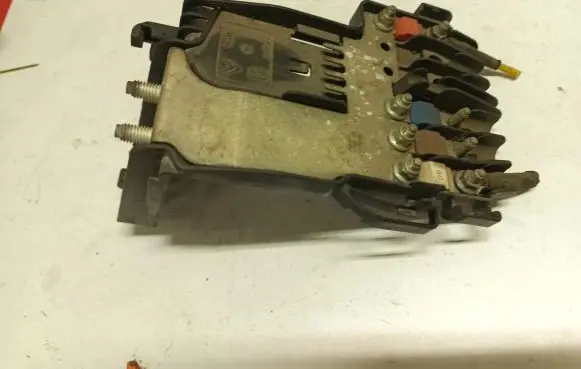 Citroen C4 I Fuse module 9662286180