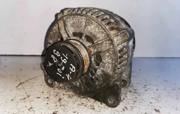 Audi A4 S4 B5 8D Generator/alternator 0123515003 028903028