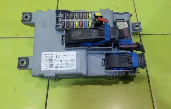 Fiat Doblo Fuse box set 28385760 14AB121 00519383550