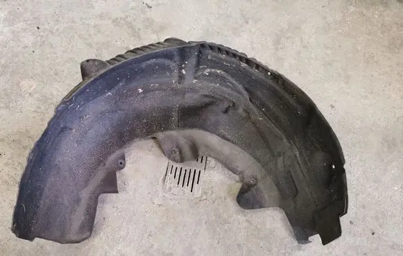 Mercedes-Benz E W213 Rear arch fender liner splash guards A2136909404