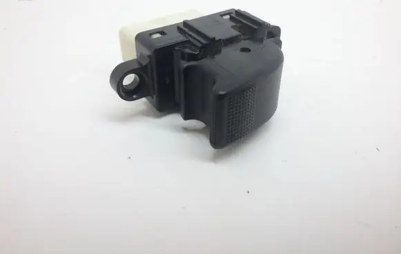 Mazda Premacy Electric window control switch 3582N04