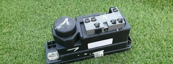 Mercedes-Benz CLK A208 C208 Central locking vacuum pump 2088000148