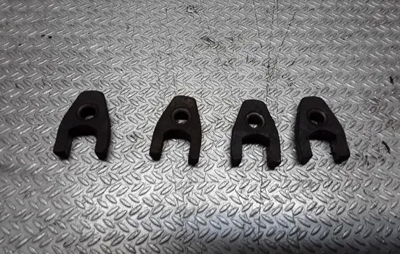 Fuel Injector clamp holder
