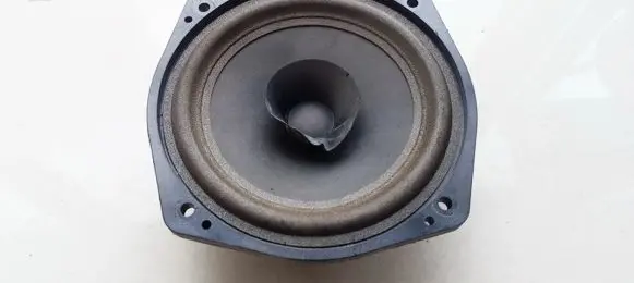 Nissan Micra Front door speaker 281556AX010 281556-AX010