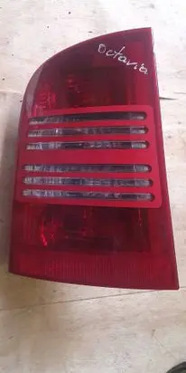 Skoda Octavia Mk1 (1U) Rear/tail lights 1U9945111 1U9945095