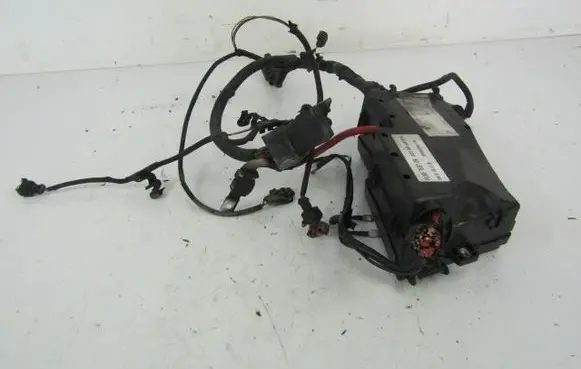 Volvo S40 Fuse box set 8688040
