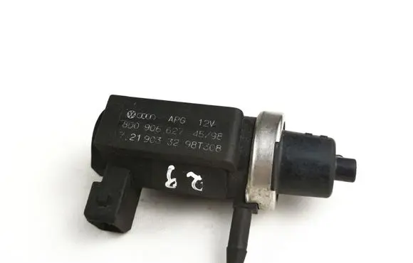Volkswagen PASSAT B5 Turbo solenoid valve 8d0906627 72190332