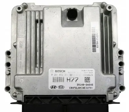 Hyundai i40 Engine control unit/module 0281032311