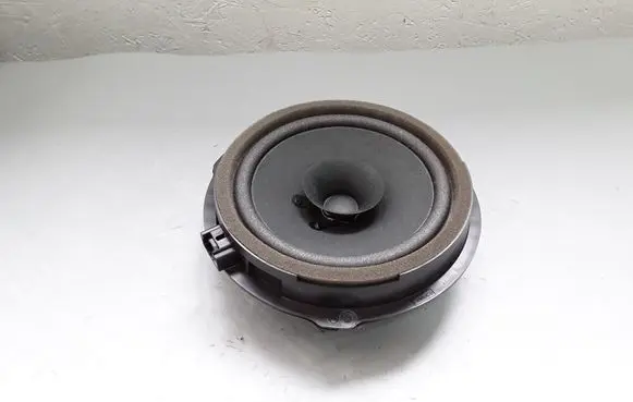 Ford Focus Rear door speaker AA6T18808CA