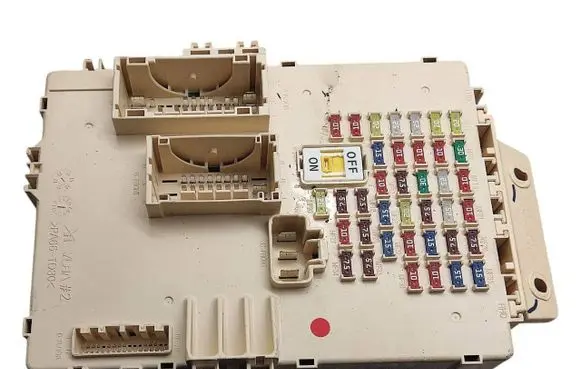 Hyundai i40 Fuse module 919503Z021